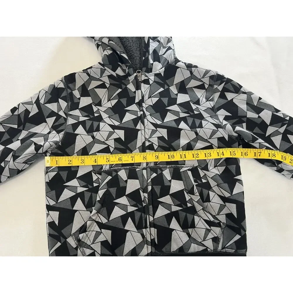 The Children's Place Boys S (5/6) Black/Gray Geometric Zip Hoodie